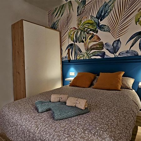Elegante Apartamento De Diseno. Almeria Exterior photo
