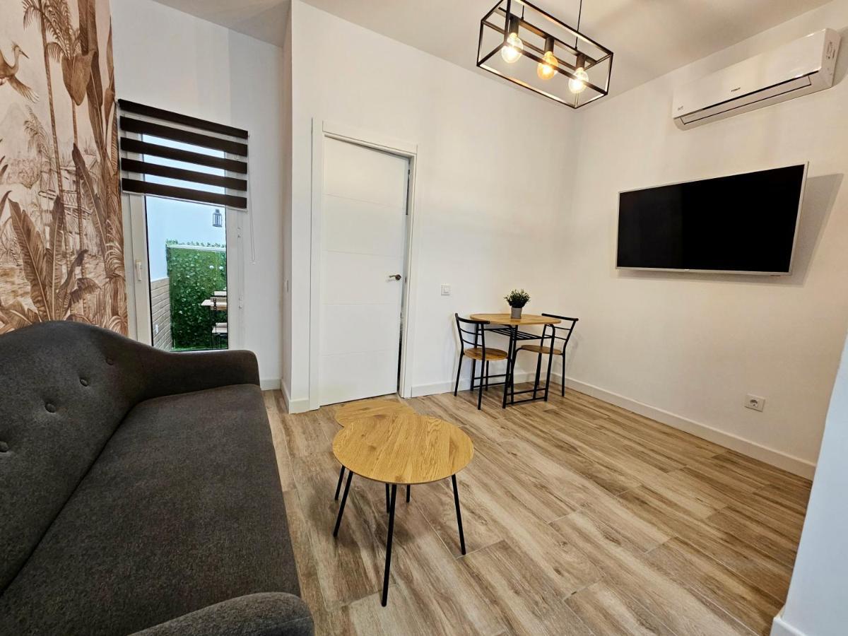 Elegante Apartamento De Diseno. Almeria Exterior photo