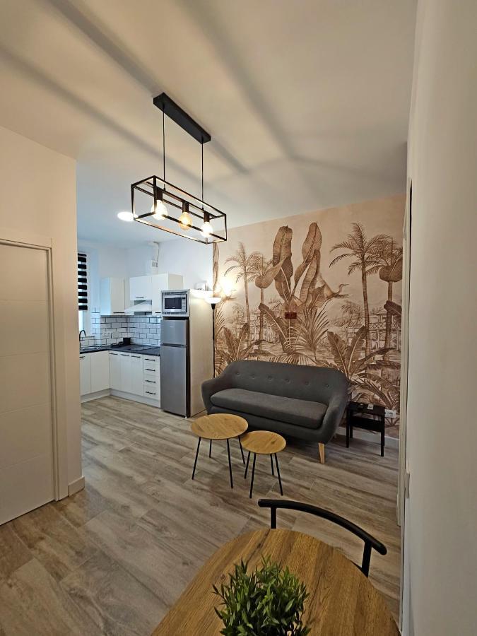 Elegante Apartamento De Diseno. Almeria Exterior photo